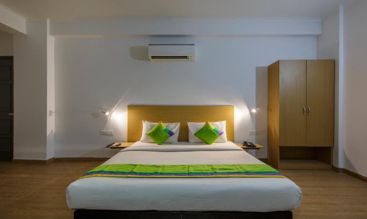 Treebo Noida Express Hotel Bagian luar foto